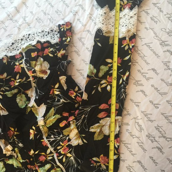 Cotton Blouse with trim. - Picture 6 of 12